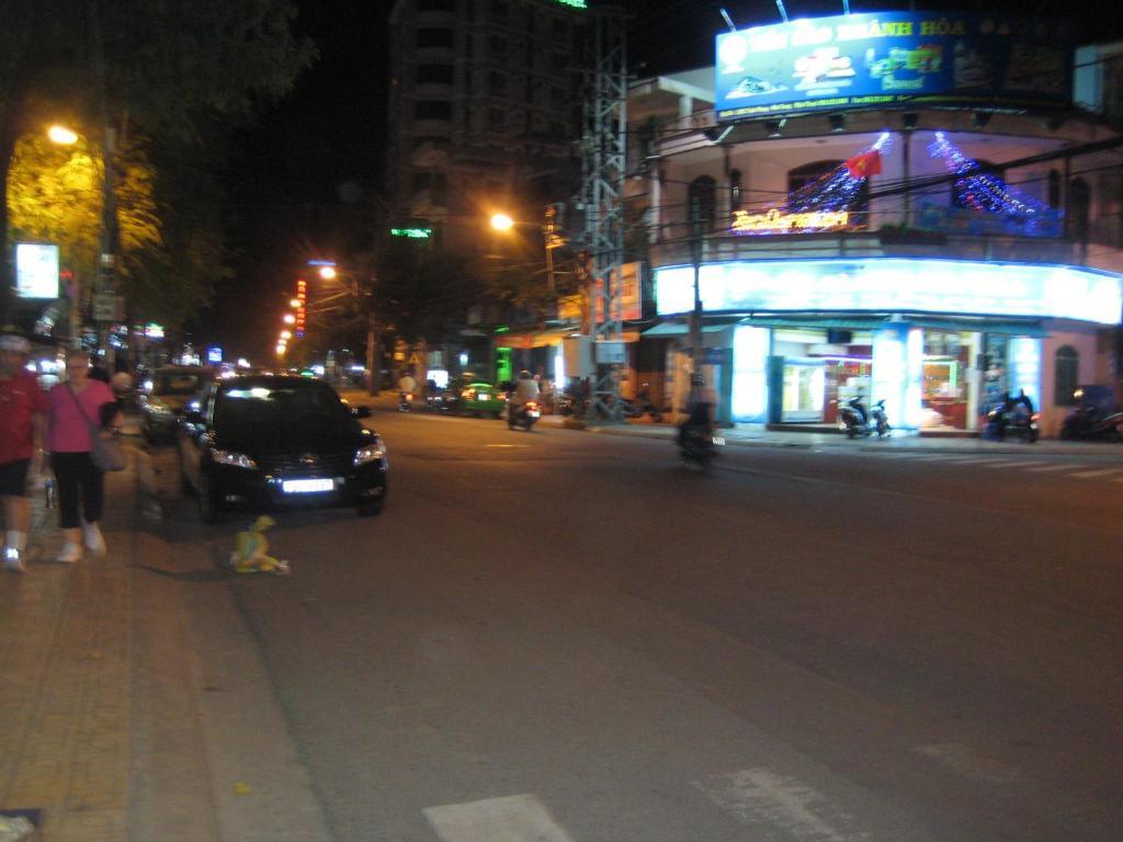 Bay Hotel Nha Trang Esterno foto