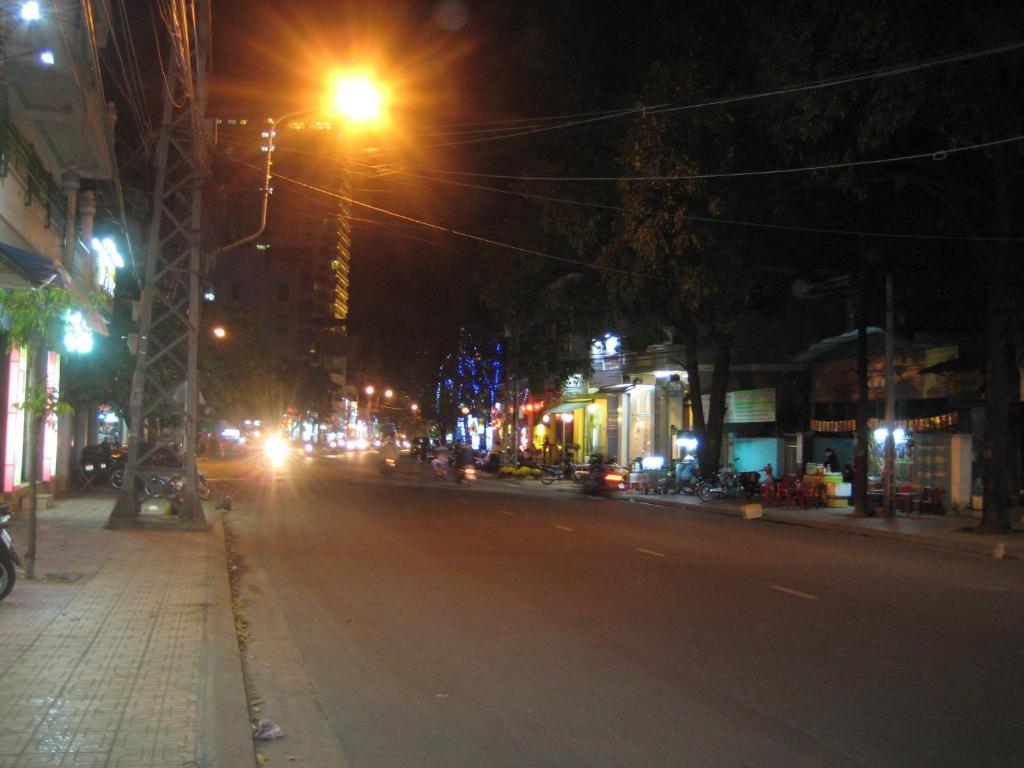 Bay Hotel Nha Trang Esterno foto